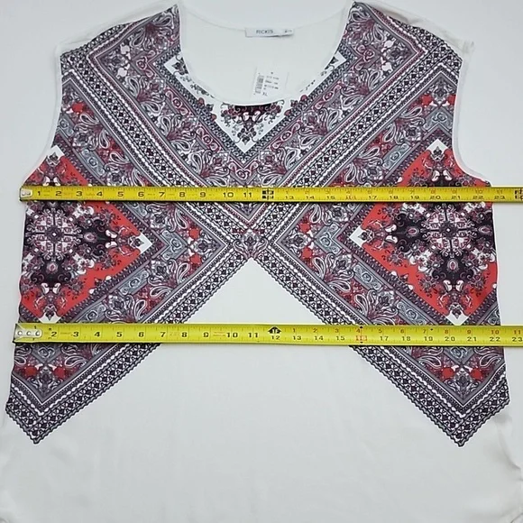 Ricki's Size XL White Shirt Resplendent with Red and Black Design  Size XL - Picture 10 of 11